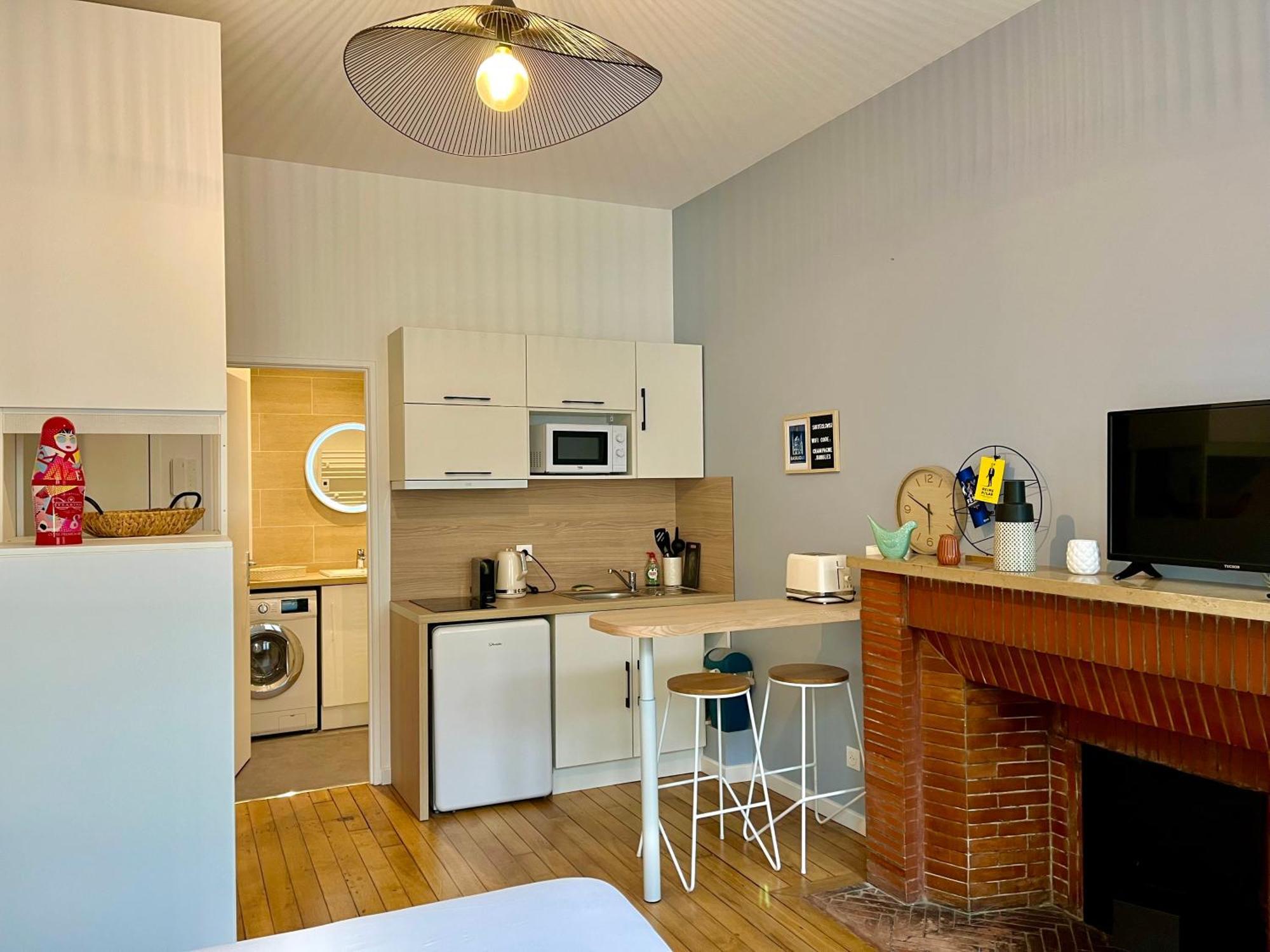 Suite Clovis - 1 Reims Extérieur photo